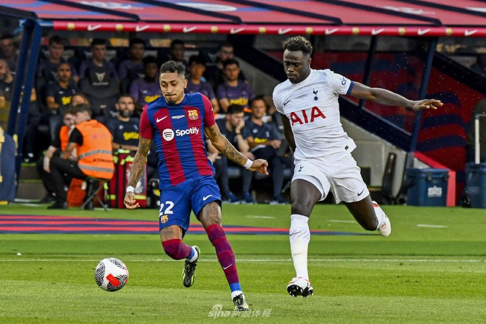 球队在进攻 球队在进攻